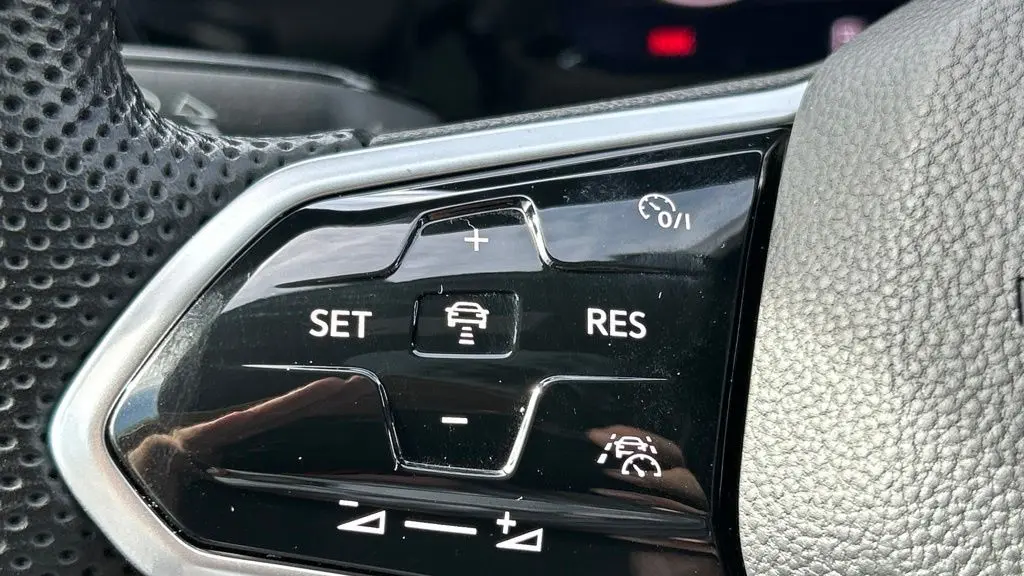 2022 Volkswagen Golf GTI Autobahn