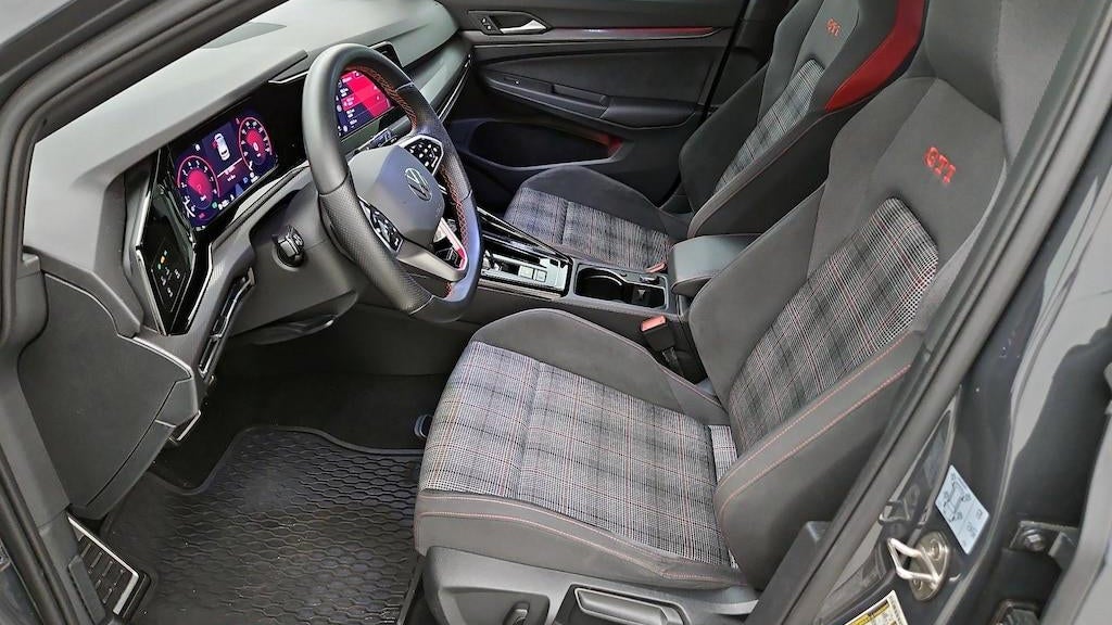 2023 Volkswagen Golf GTI 40th Anniversary Edition