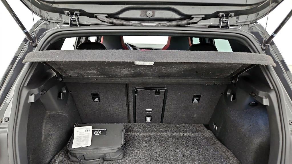 2023 Volkswagen Golf GTI 40th Anniversary Edition