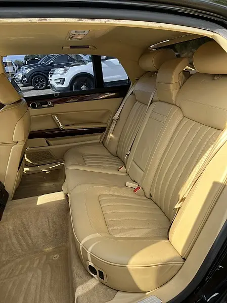 2004 Volkswagen Phaeton - $13,998