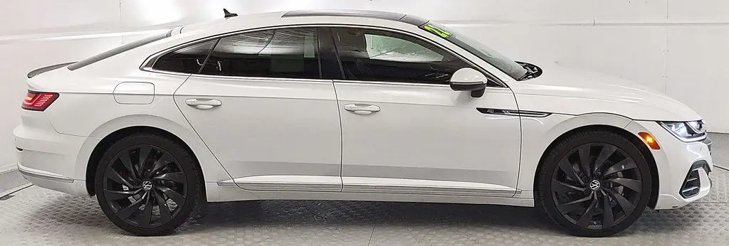 2022 Volkswagen Arteon - $32,995