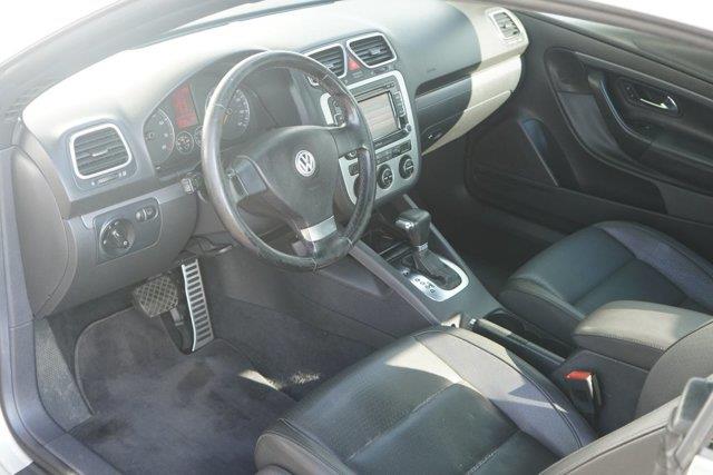 2009 Volkswagen Eos - $6,500