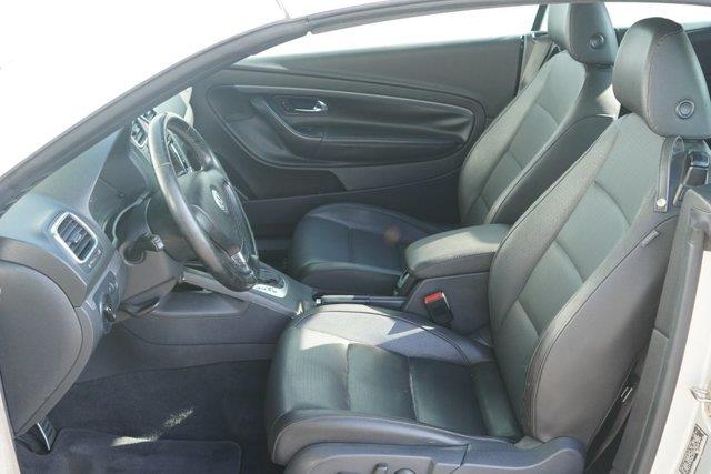2009 Volkswagen Eos - $6,500