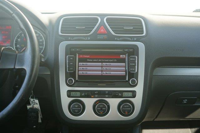 2009 Volkswagen Eos - $6,500