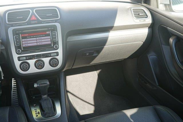 2009 Volkswagen Eos - $6,500