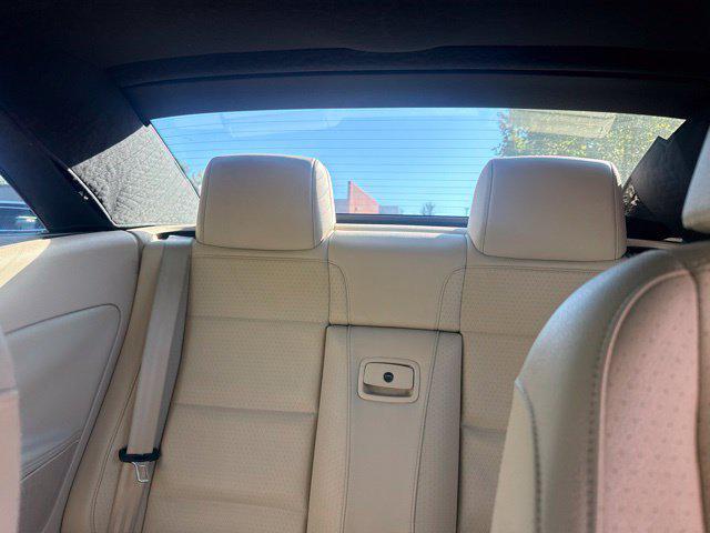 2013 Volkswagen Eos - $8,263