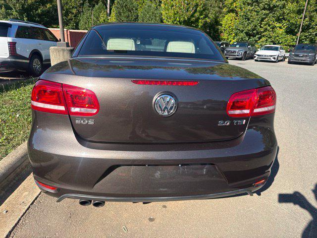 2013 Volkswagen Eos - $8,263