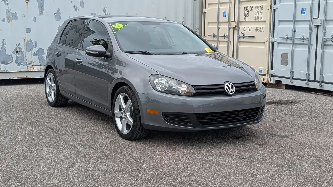 2013 Volkswagen Golf 2.5L PZEV