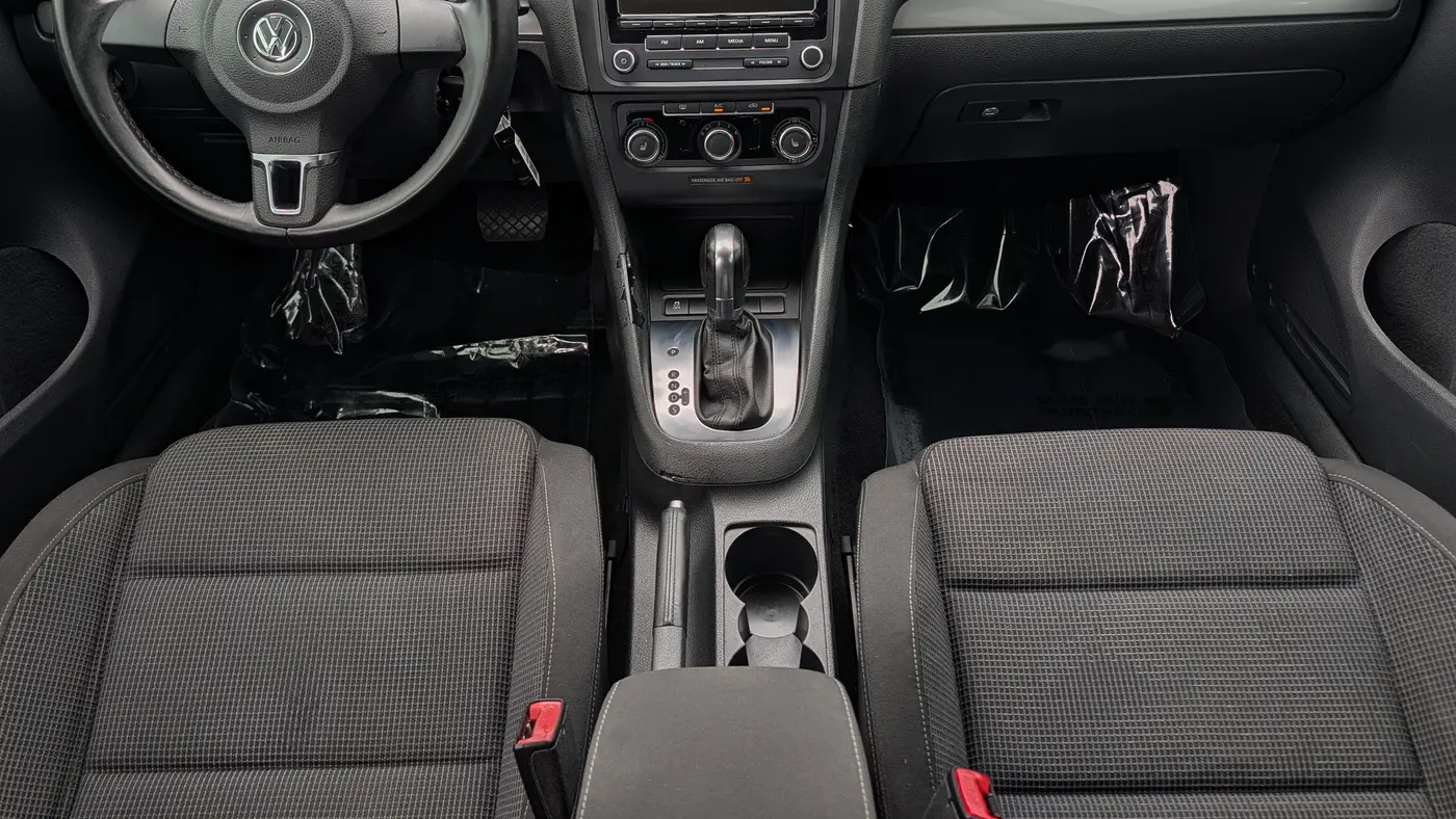 2013 Volkswagen Golf 2.5L PZEV
