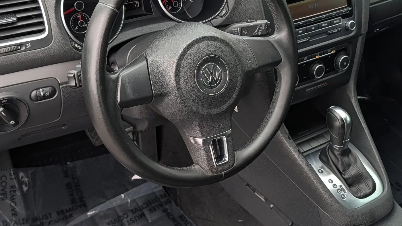 2013 Volkswagen Golf 2.5L PZEV