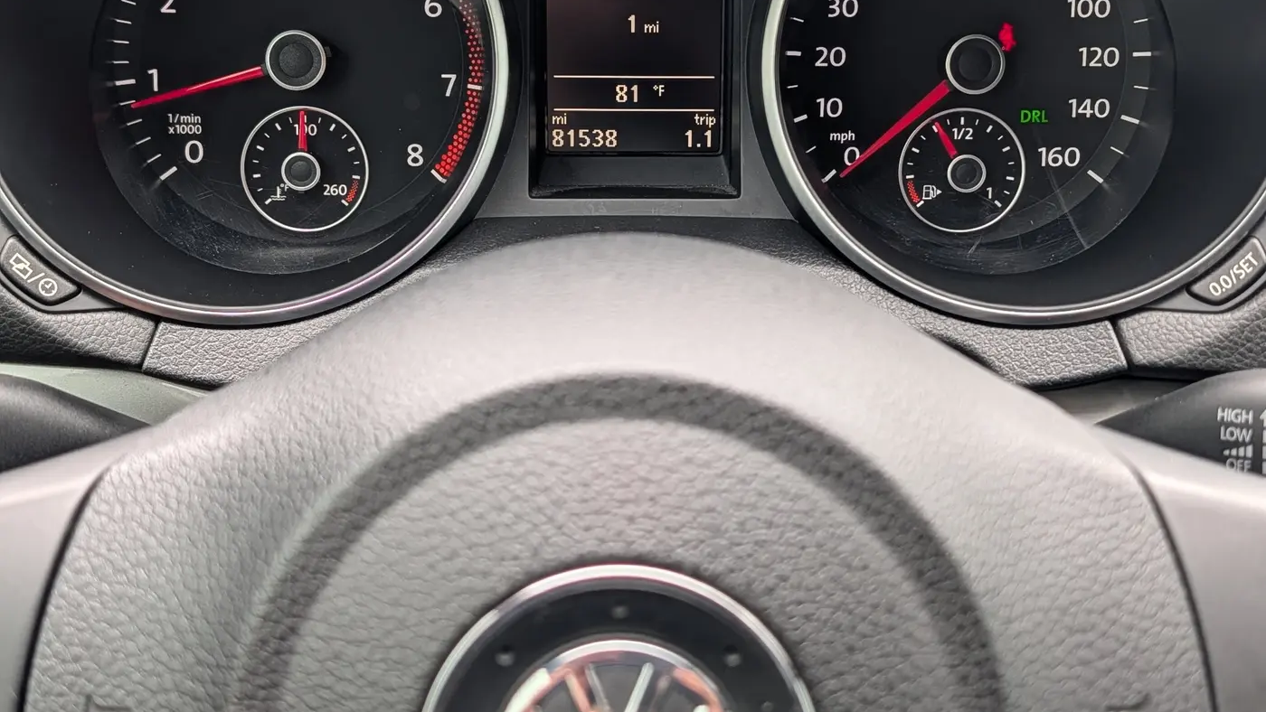 2013 Volkswagen Golf 2.5L PZEV