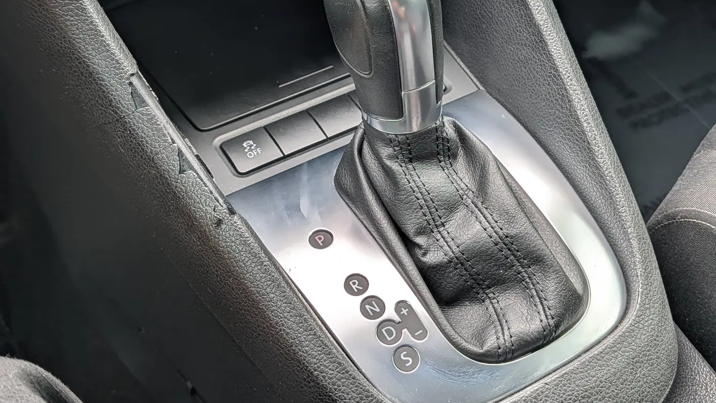 2013 Volkswagen Golf 2.5L PZEV