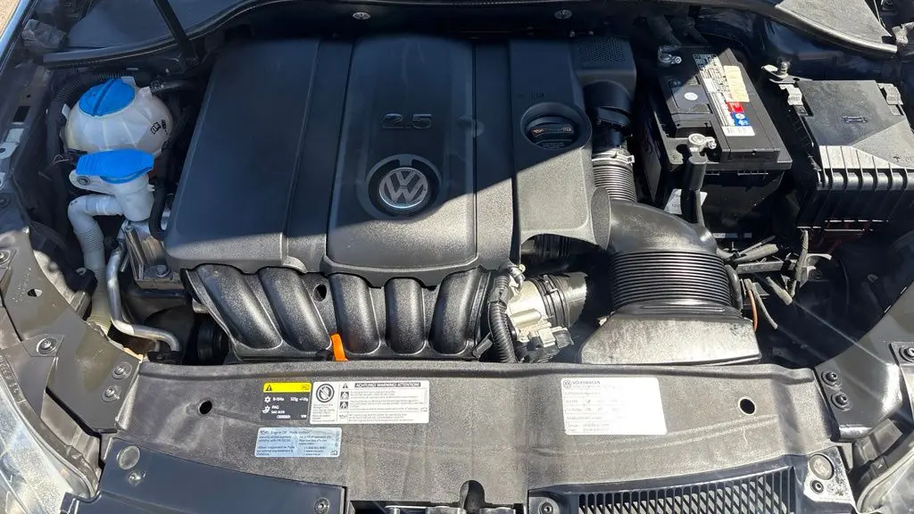 2013 Volkswagen Golf 2.5L PZEV