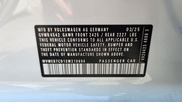 2025 Volkswagen Golf R 4Motion
