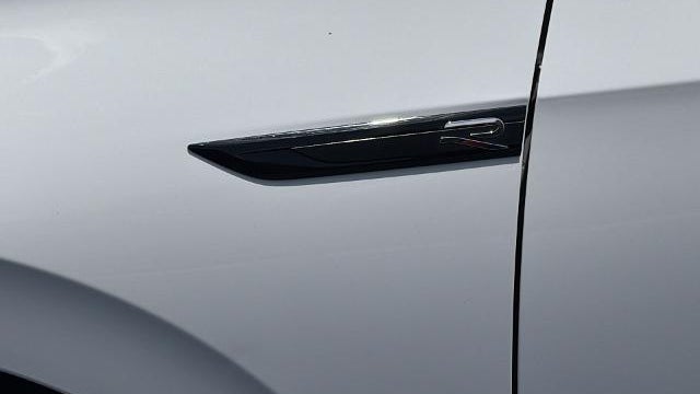 2022 Volkswagen Golf R 4Motion