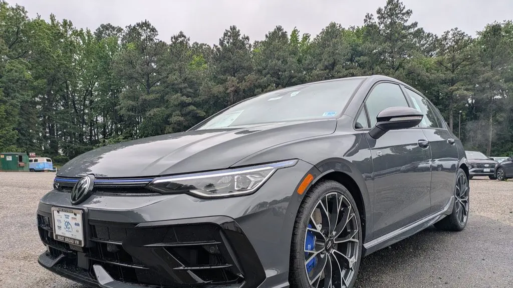 2026 Volkswagen Golf R 4Motion