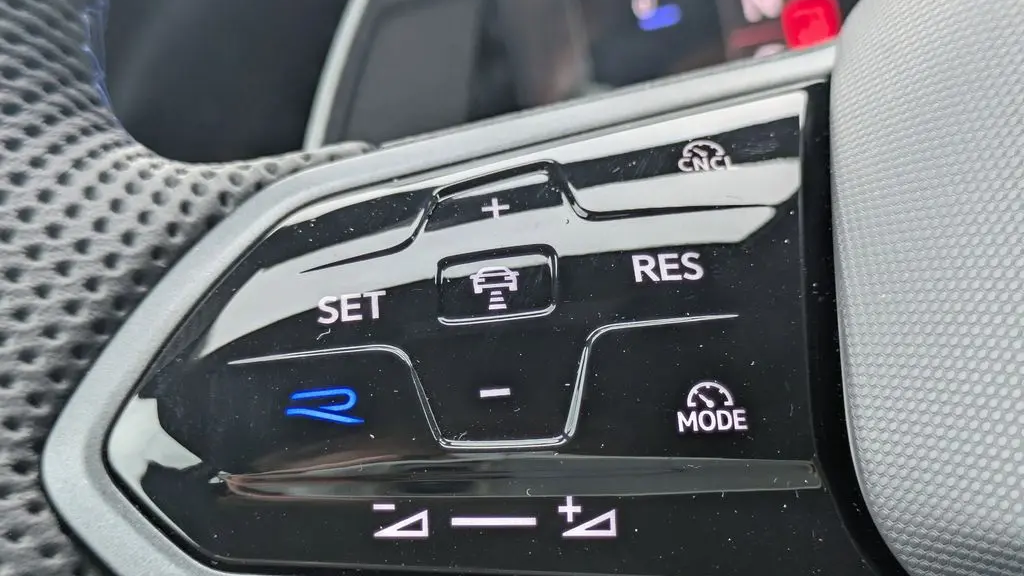 2026 Volkswagen Golf R 4Motion