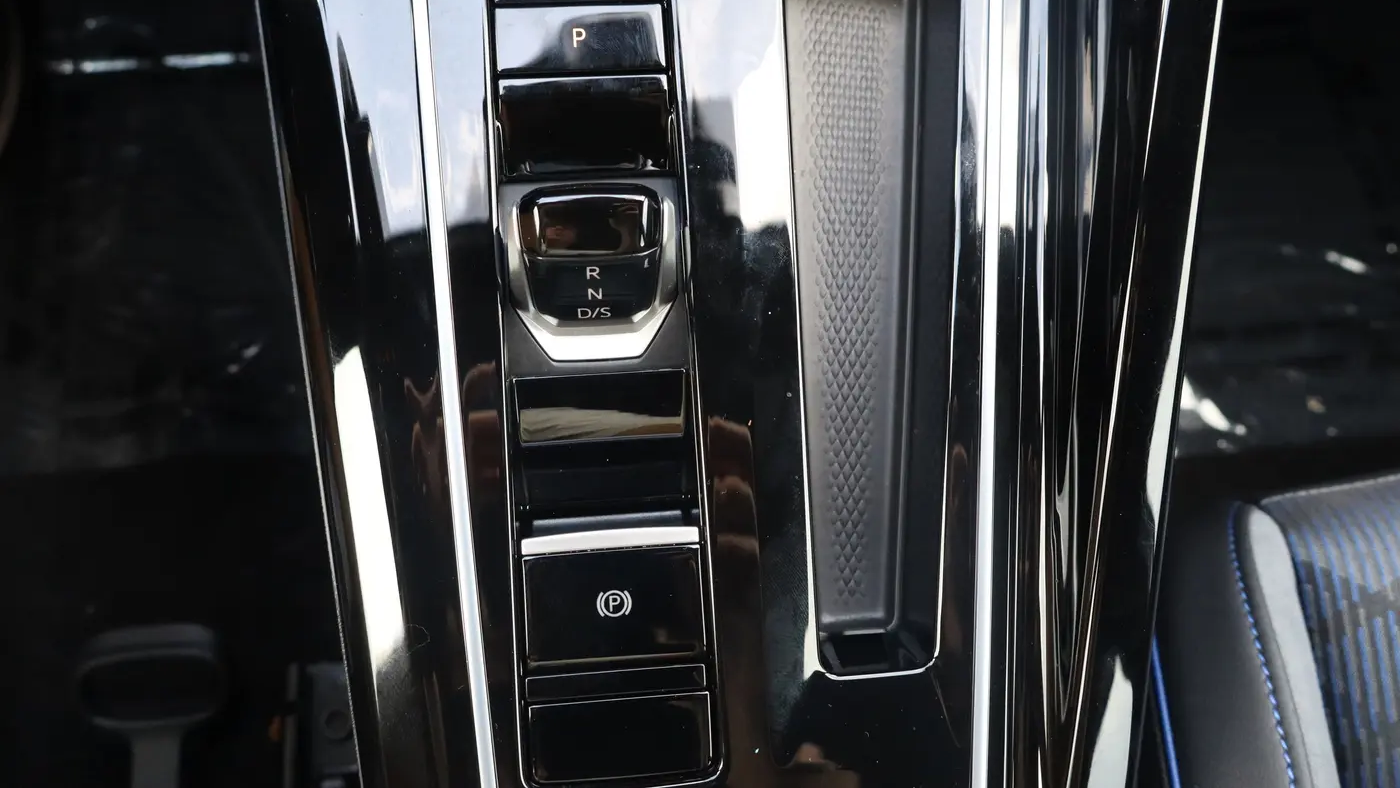 2025 Volkswagen Golf R Black Edition 4Motion