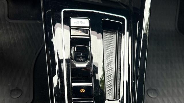 2025 Volkswagen Golf R Black Edition 4Motion