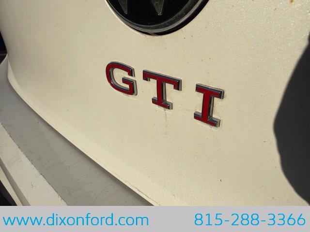 2022 Volkswagen Golf - $20,477