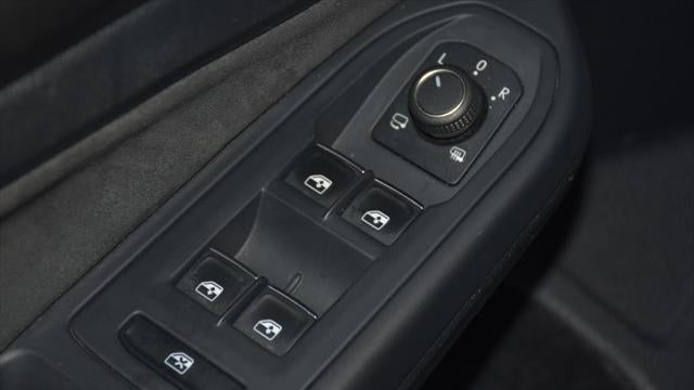2024 Volkswagen Golf GTI S