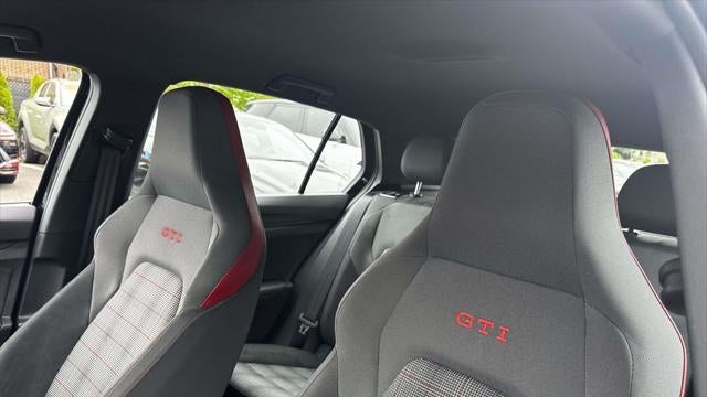 2024 Volkswagen Golf GTI S