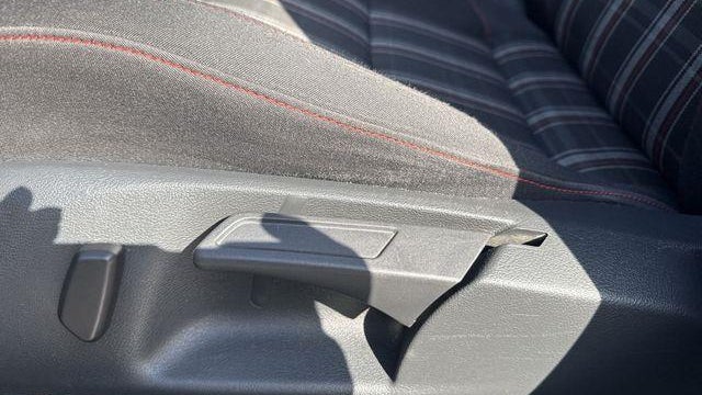 2013 Volkswagen GTI Wolfsburg Edition