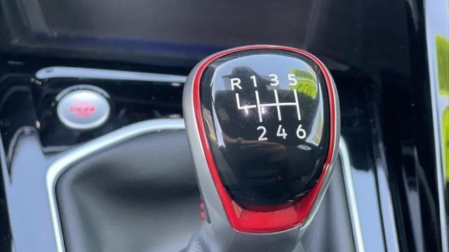 2024 Volkswagen Golf GTI 380 S