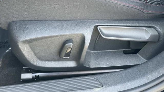 2024 Volkswagen Golf GTI 380 S