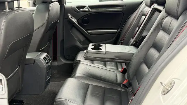2013 Volkswagen GTI Wolfsburg Edition PZEV