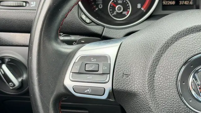 2013 Volkswagen GTI Wolfsburg Edition PZEV