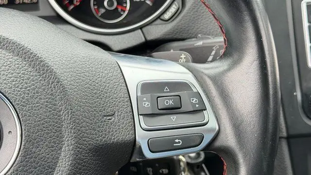 2013 Volkswagen GTI Wolfsburg Edition PZEV
