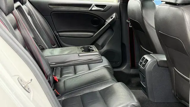 2013 Volkswagen GTI Wolfsburg Edition PZEV