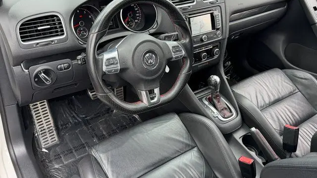2013 Volkswagen GTI Wolfsburg Edition PZEV