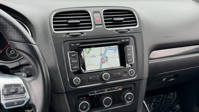 2013 Volkswagen GTI Wolfsburg Edition PZEV