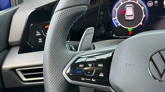 2025 Volkswagen Golf R 4Motion