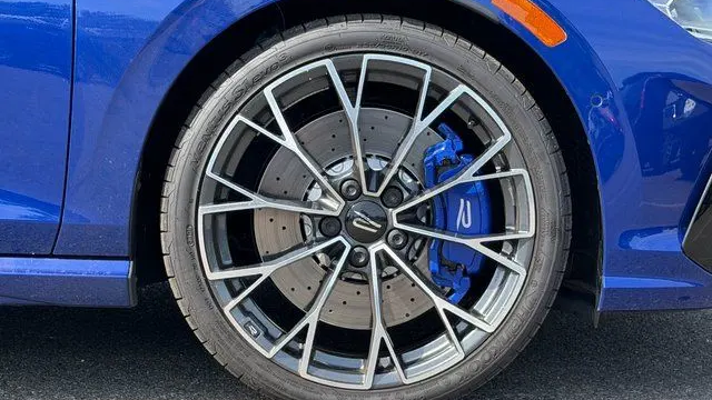2025 Volkswagen Golf R 4Motion