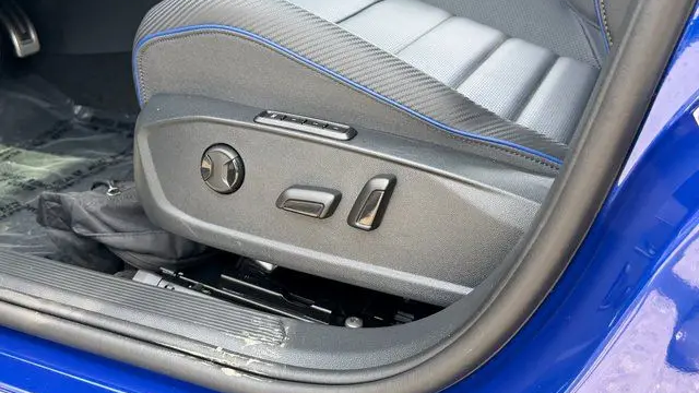 2025 Volkswagen Golf R 4Motion