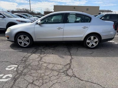 2009 Volkswagen Passat Komfort 4DR Sedan