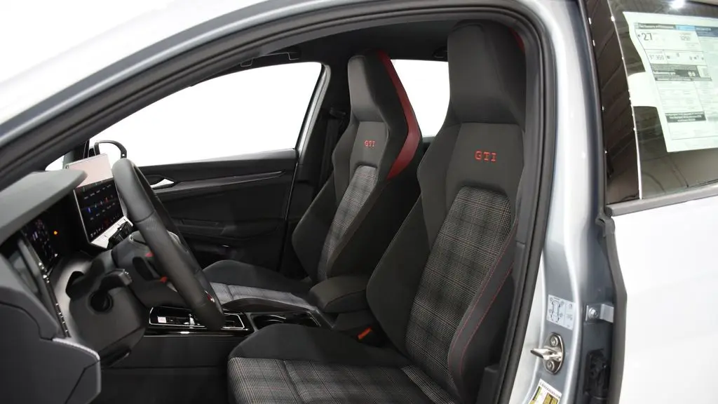 2025 Volkswagen Golf GTI S