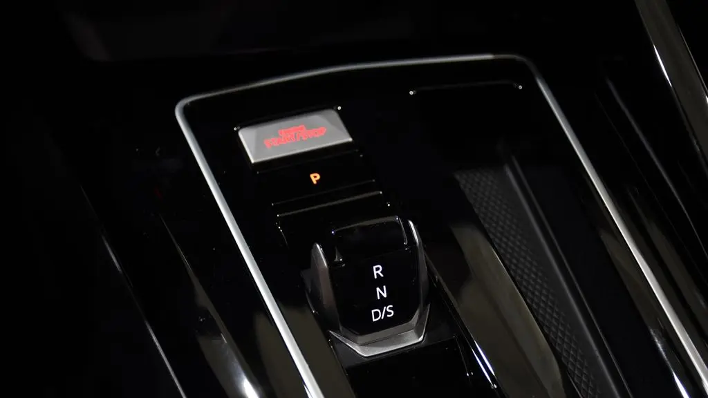 2025 Volkswagen Golf GTI S