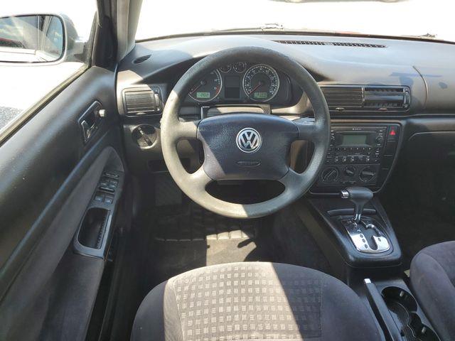 2003 Volkswagen Passat - $3,986
