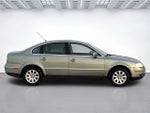 2003 Passat Thumbnail 2