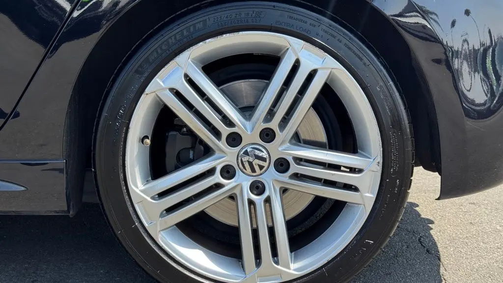 2013 Volkswagen Golf R 4Motion