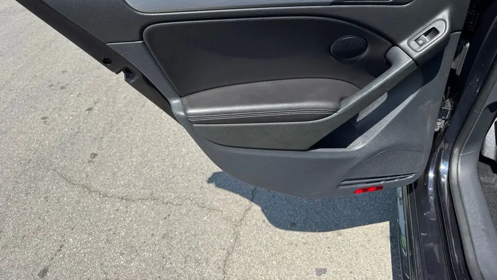 2013 Volkswagen Golf R 4Motion