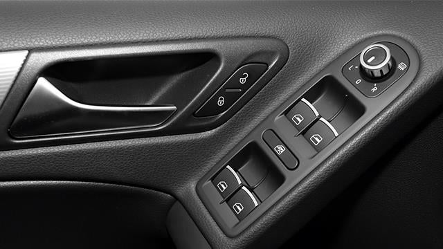 2012 Volkswagen Golf R 4Motion