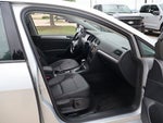 2015 e-Golf Thumbnail 28