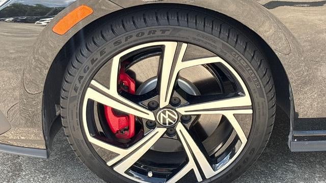 2024 Volkswagen Golf GTI SE