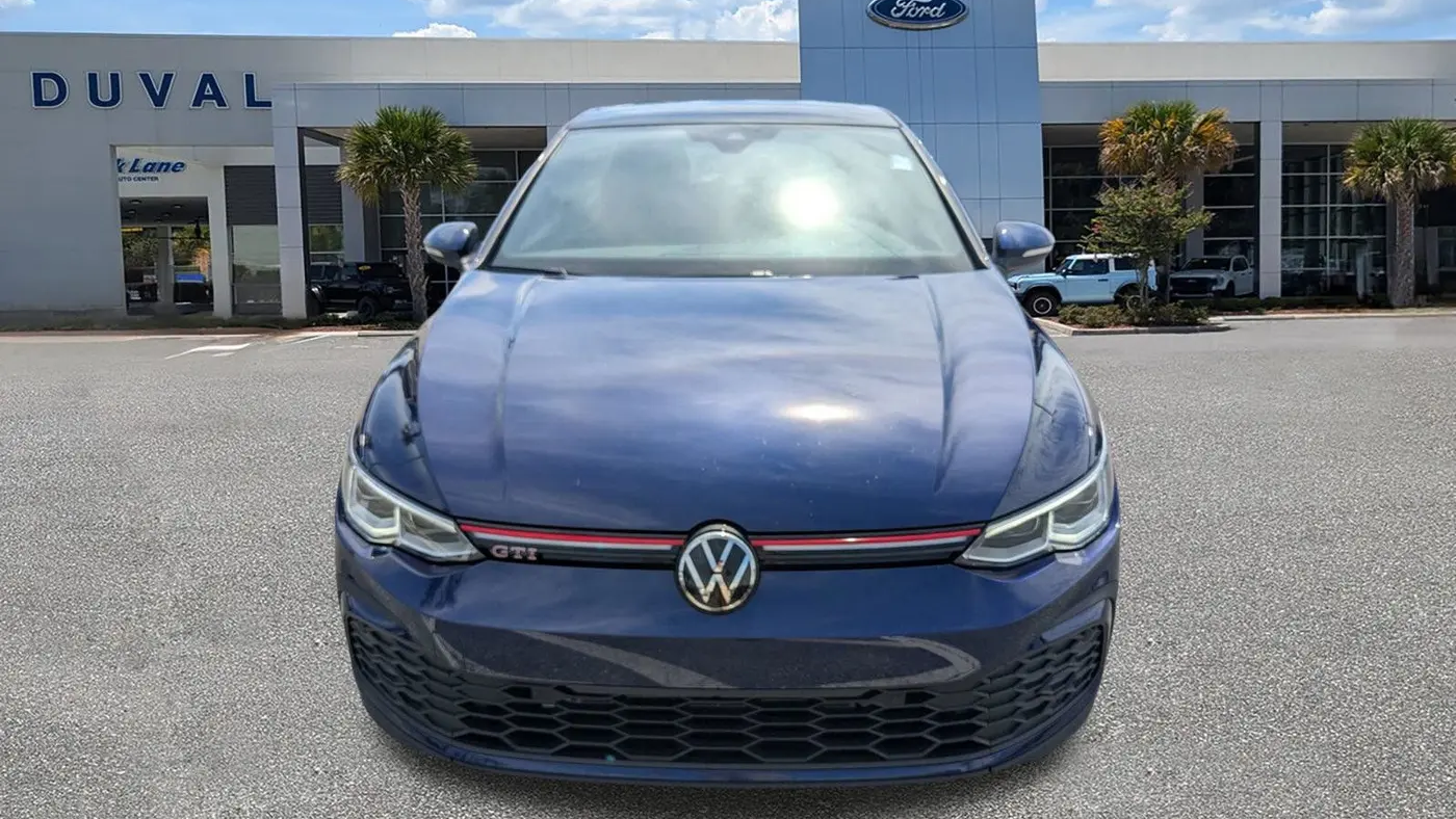 2023 Volkswagen Golf GTI SE