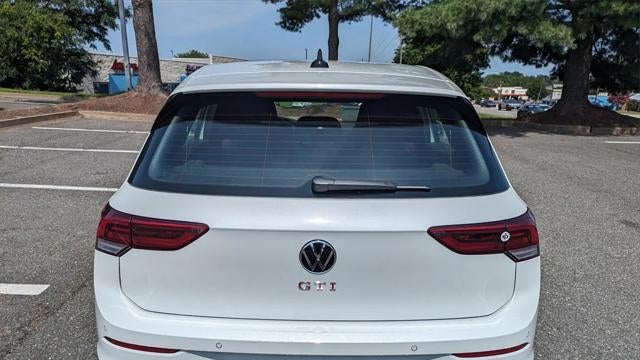 2025 Volkswagen Golf GTI SE